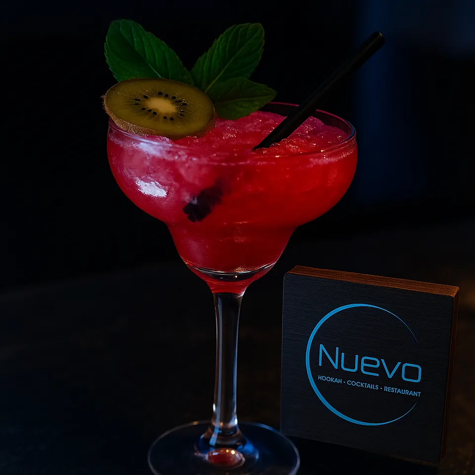 Frozen-Cocktail mit Kiwi