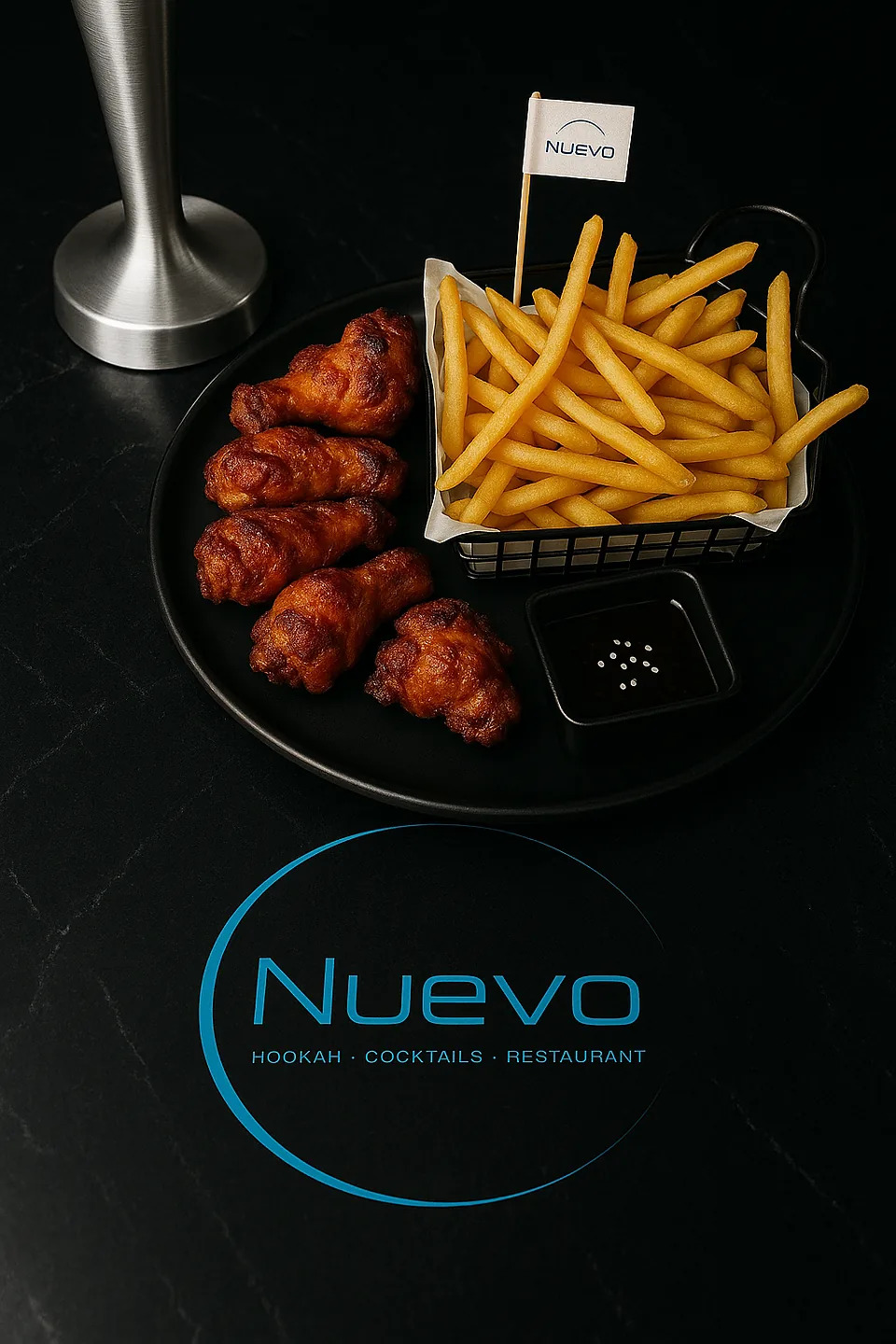 Chicken Wings mit Pommes
